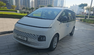 Rent a car with driver in dubai Hyundai staria 2025